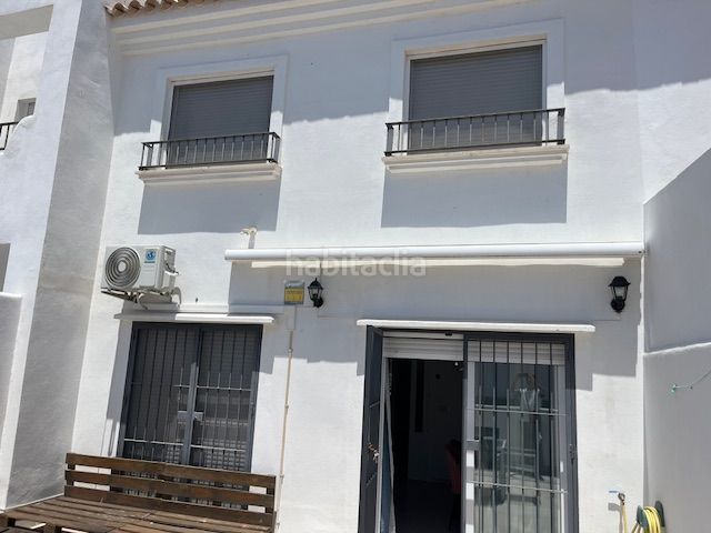 Foto bf6cf699-0d7e-49d5-893d-5dacb1f6f16f. Casa adossada a Vejer Vejer de la Frontera