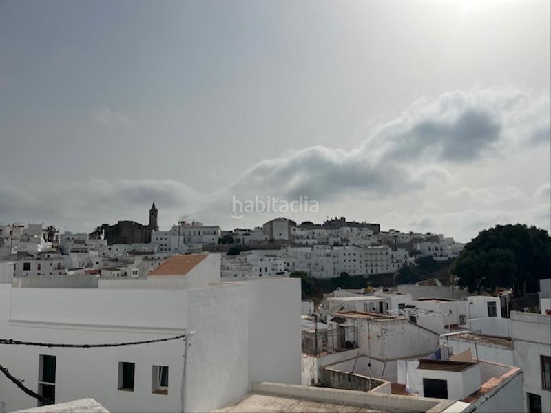 Foto dbe33234-f1f0-4583-89cf-7ecd18dd5184. Casa en calle juan relinque 22 casa independiente para reformar con terraza privada, con muchas posibilidades en Vejer de la Frontera