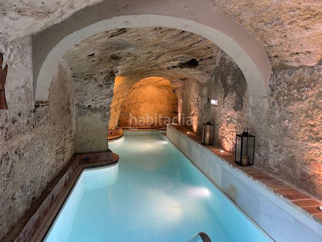 Foto 093d426e-a303-4a3d-a538-f95728e8e5a5. Edificio con piscina in Vejer Vejer de la Frontera