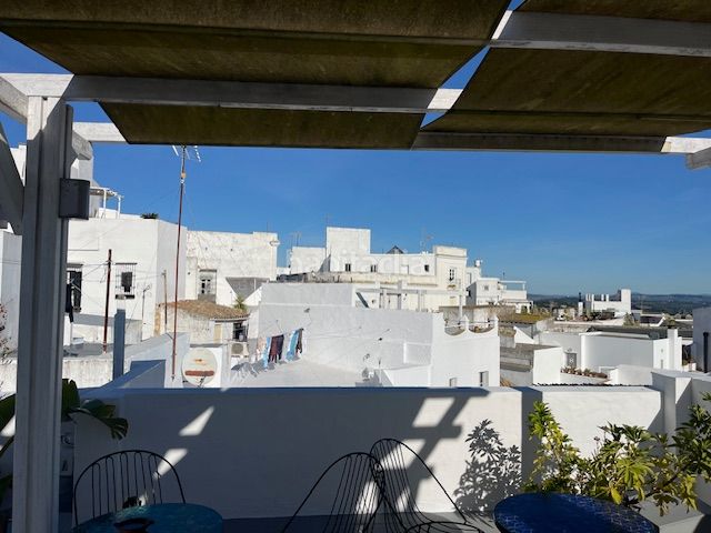 Foto 10cc0d87-ac1f-49d8-952a-b0d2a5b14fca. Edificio con piscina in Vejer Vejer de la Frontera