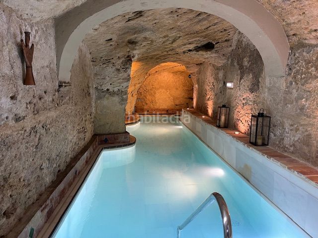 Foto 7ccb1c74-48bb-4b7e-9567-94b005e43484. Edificio con piscina in Vejer Vejer de la Frontera