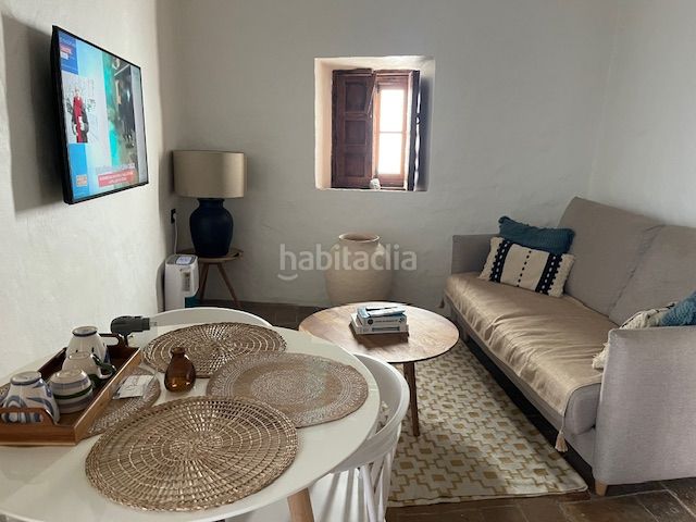 Foto c3f60861-3519-46e4-bd55-bba1de370156. Edificio con piscina in Vejer Vejer de la Frontera