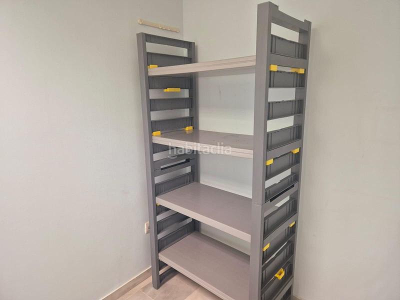 Foto 0061f0a8-b258-4e10-b6c8-34511650d72f. Alquiler oficina se alquila oficina en el centro en Algeciras