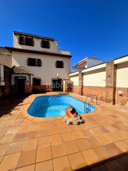 Foto 24bb808e-2bdb-4ae0-907c-2aaad2bff0e5. Chalet avec chauffage parking piscine dans San Bernabé Algeciras