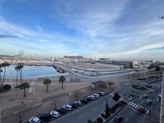 Appartement en Casco Antiguo. Piso cuatro dormitorios, tres baos frente al puerto de algecira