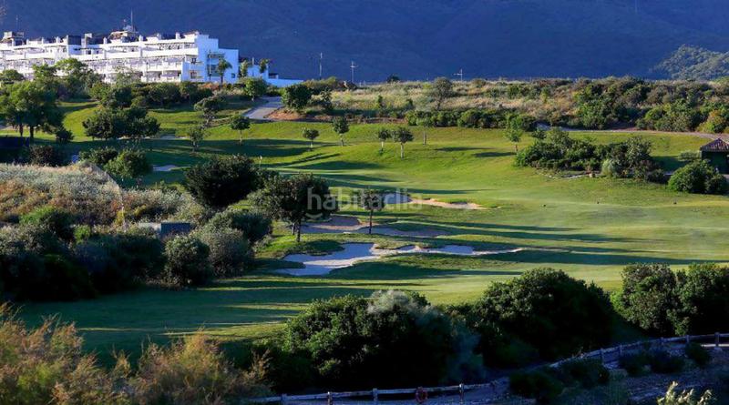 Foto 202a121e-8964-483a-be6b-6bc90c2a080e. Pis amb calefacció aparcament piscina a Centro Estepona