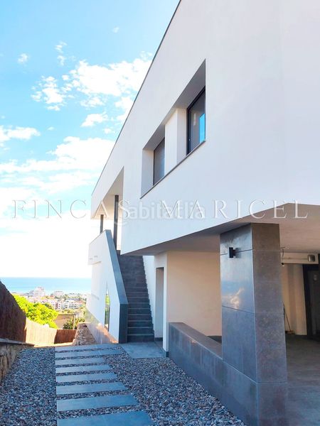 Foto fa3827d8-d8dc-46d7-a9dd-8b148b4a60e7. Casa amb calefacció aparcament piscina a Vallpineda-Santa Bàrbara Sitges