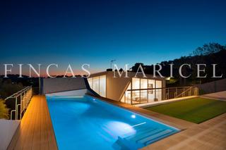 Casa a Can Girona - Terramar - Vinyet. Chalet de diseño en exclusiva zona de sitges