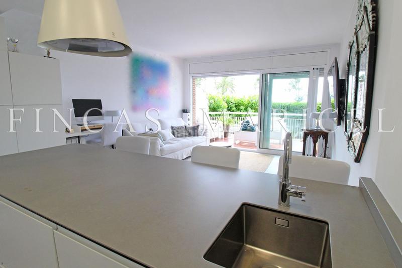 Foto dbfcb3d3-88e5-4788-bfed-22b70f54f3c6. Pis amb calefacció piscina a Can Girona - Terramar - Vinyet Sitges
