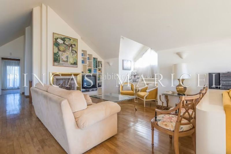 Foto 180714c5-2d8b-46c6-83b3-072499828279. Casa amb calefacció piscina a Can Girona - Terramar - Vinyet Sitges