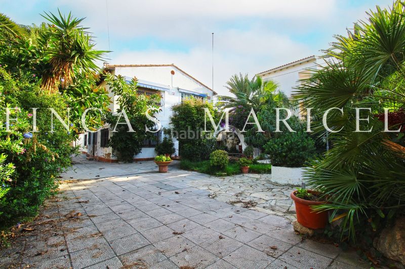 Foto 7c289a1a-ebfc-40e7-bcae-3ee581932b65. Casa amb calefacció piscina a Can Girona - Terramar - Vinyet Sitges