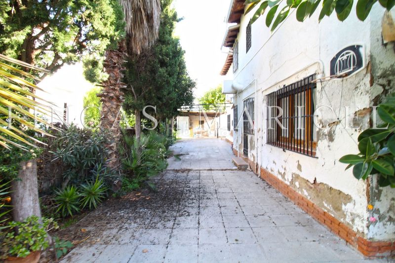 Foto b5892a24-3d54-4804-a2d3-68b79f72ce9c. Casa amb calefacció piscina a Can Girona - Terramar - Vinyet Sitges