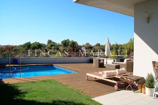 Haus in Corts de arago 54. Espectacular chalet en levantina