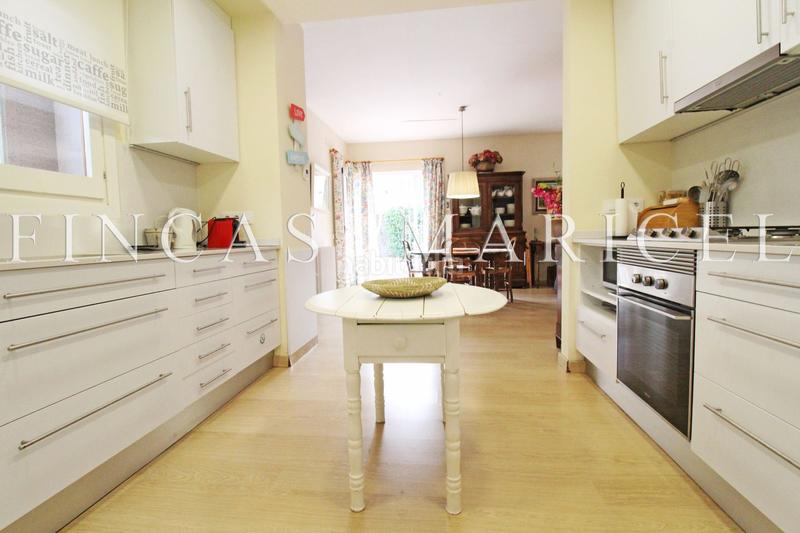 Foto 805bcd66-3bf1-4092-893b-a34c408e0c98. Reihenhaus mit heizung pool in Can Girona - Terramar - Vinyet Sitges