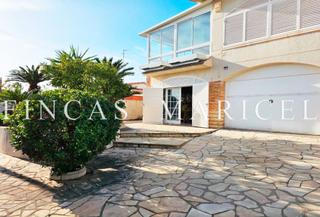House in Cunit Residencial. Chalet con piscina en cunit