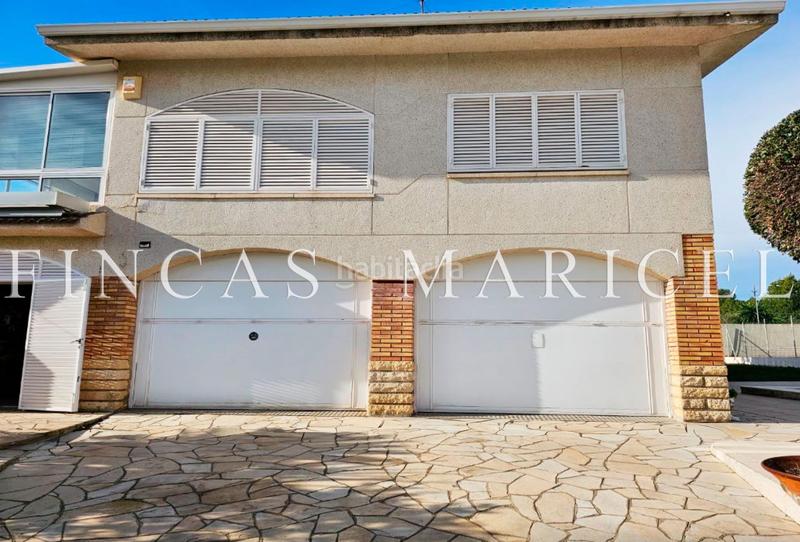 Foto 4e9f0d98-d57e-4554-849a-24313cb55c6b. Casa con riscaldamento piscina in Cunit residencial Cunit