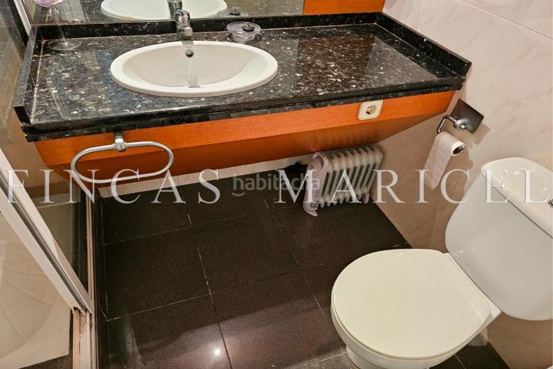 Foto 5e7a53b4-c81e-46a1-aed3-3bb5f94702a4. Casa con riscaldamento piscina in Cunit residencial Cunit