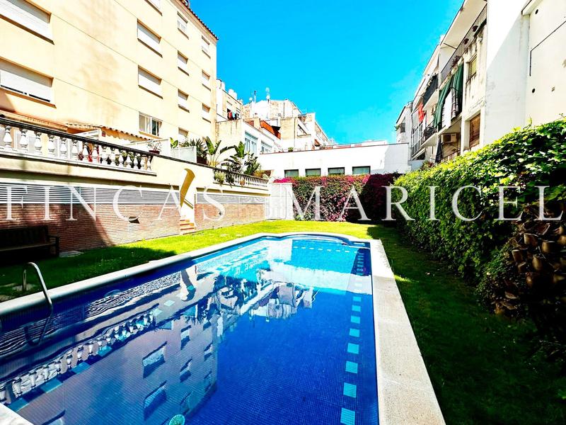 Foto a081f5c7-da64-4010-b36d-f456f5d5931a. Pis amb calefacció piscina a Centre Sitges