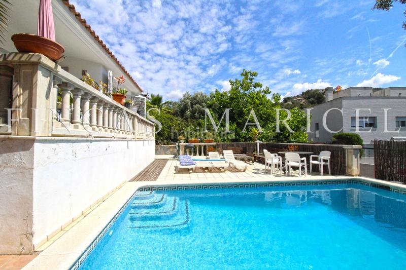 Foto 9350e1c4-28da-45e8-b897-c1729c7c8dcb. Casa amb calefacció piscina a Levantina - Montgavina - Quintmar Sitges