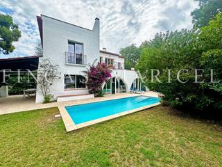 Casa a Can Girona - Terramar - Vinyet. Chalet independiente en vinyet  sitges