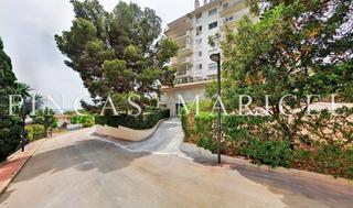 Aparcament cotxe a Vallpineda-Santa Bàrbara. Parking y trastero en sta.barbara  vallpineda  sitges