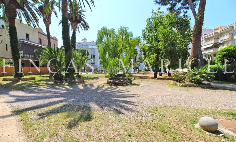 Foto 58aa6c50-e6c5-4b22-8ace-4768bac7247b. Piso  con piscina y parking en el centro en Centre Sitges
