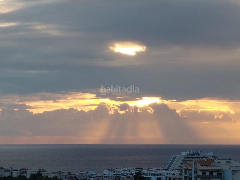 Foto a607f6b4-6c05-4b46-a2db-d5eb910ab9ad. Ático  dúplex con vistas al mar en Els Molins - Pins Vens Sitges