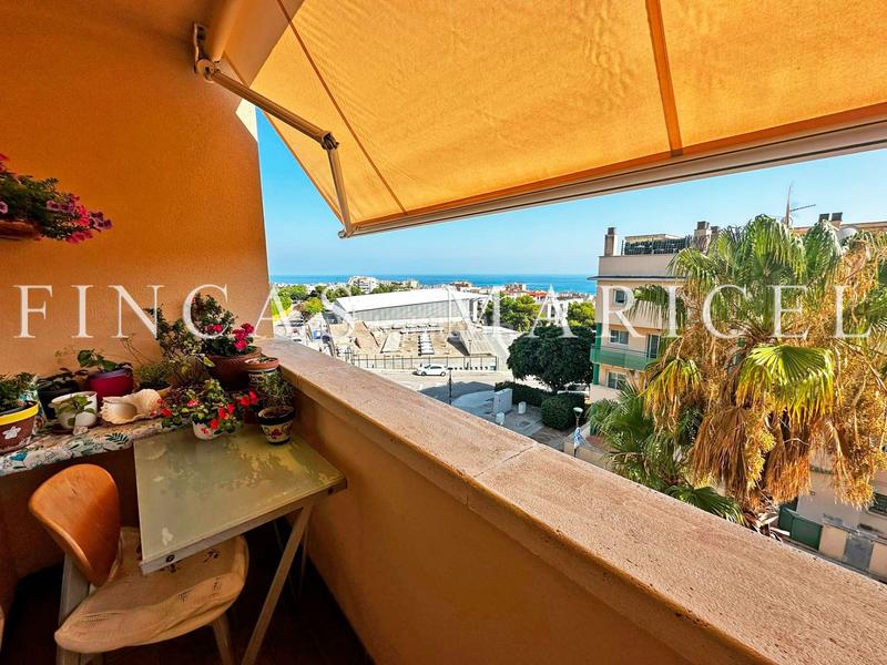 Foto bb2816fd-79c4-4727-84c6-7b59ec5c5664. Ático  dúplex con vistas al mar en Els Molins - Pins Vens Sitges