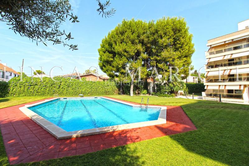 Foto 50757242-4acd-4b48-811d-55bbeb392b60. Appartamento con riscaldamento piscina in Can Girona - Terramar - Vinyet Sitges