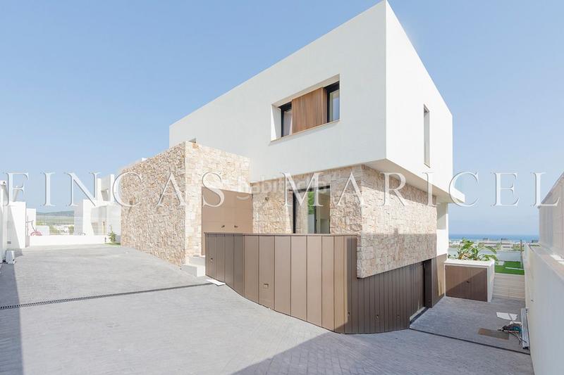 Foto b7d387c8-5ed6-468a-9bc8-1acb731bf2e7. Casa estupendo chalet con vistas al mar en La Plana Sitges