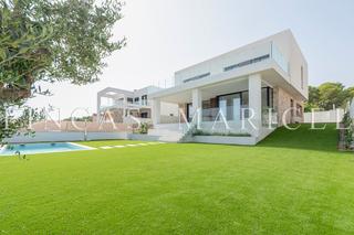 Maison à La Plana. Estupendo chalet con vistas al mar