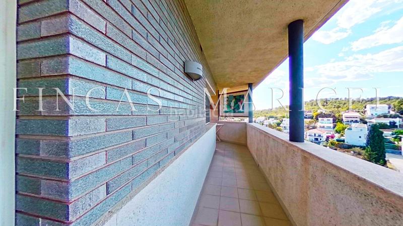 Foto 751c56db-12ee-4d23-8ccc-9e06717d8fb6. Alquiler casa chalet con vistas en zona quint mar en Sitges