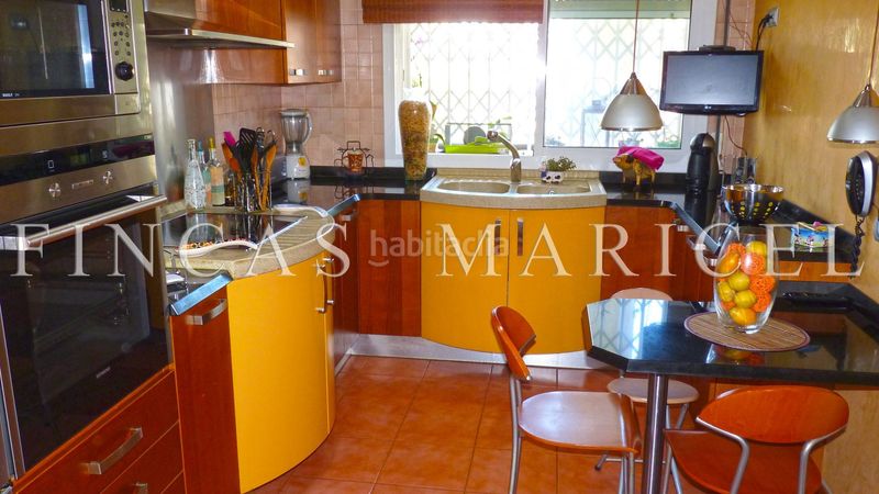 Foto ba5dc3ed-58ef-46f3-9c8c-6c9e4320b9a7. Casa amb calefacció aparcament piscina a Levantina - Montgavina - Quintmar Sitges