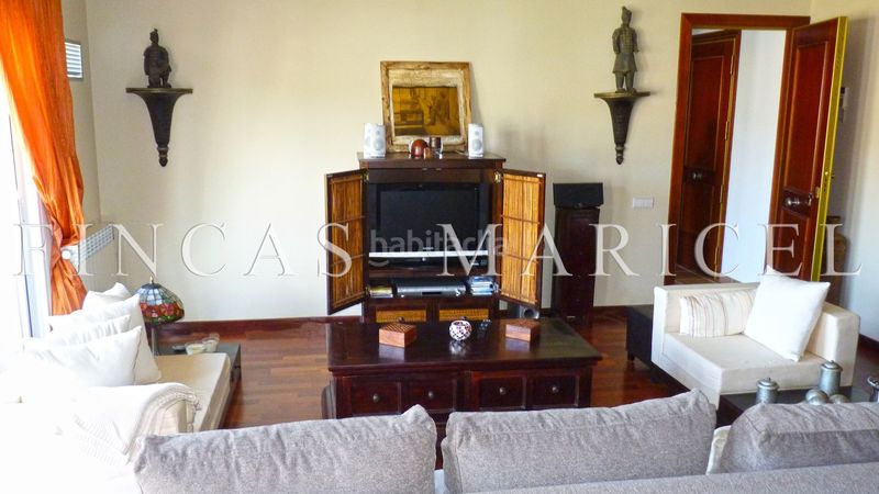 Foto c9ad79fb-76d5-4c8f-b771-e507a0f11ed9. Casa amb calefacció aparcament piscina a Levantina - Montgavina - Quintmar Sitges