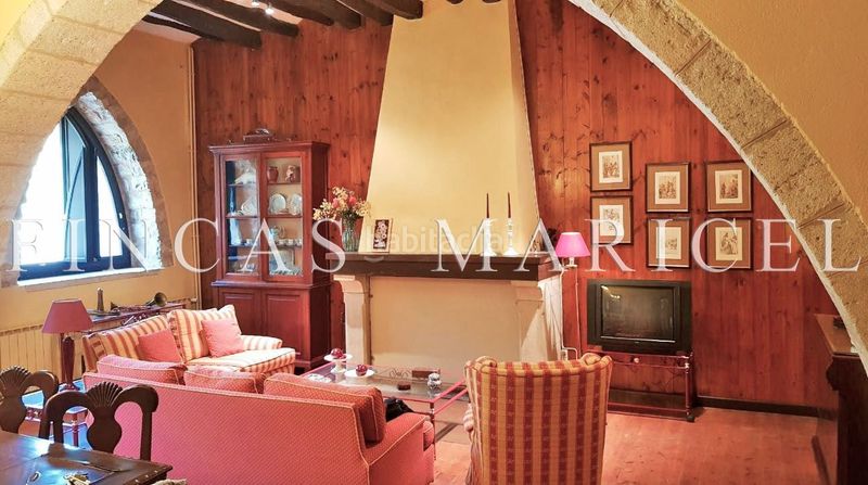 Foto e36cab59-f13d-40da-9816-8d92977c16e4. Masia amb calefacció a Pontons