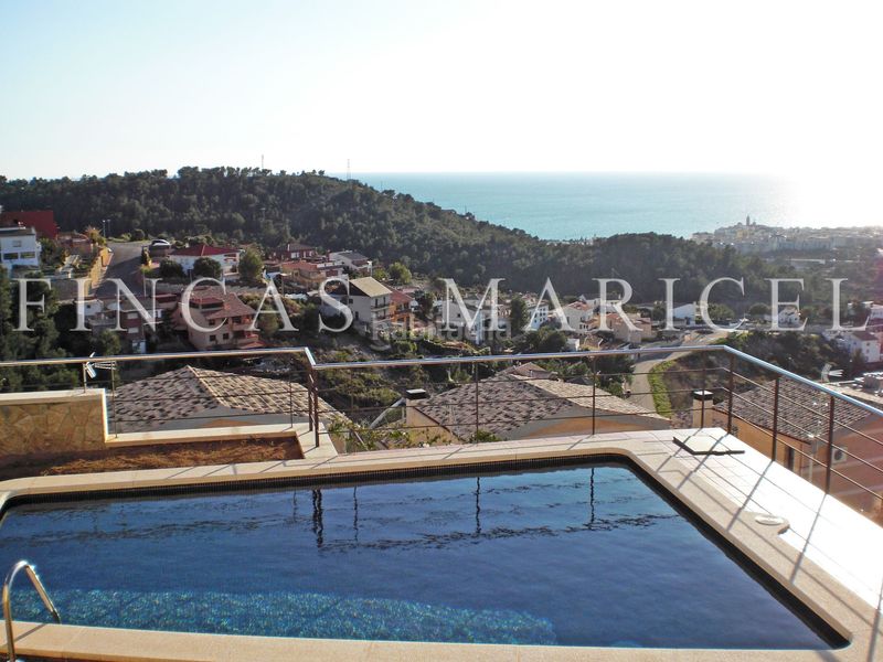 Foto 372de1d1-472f-46d7-b48d-4aa0d933498e. Casa amb calefacció piscina a Levantina - Montgavina - Quintmar Sitges