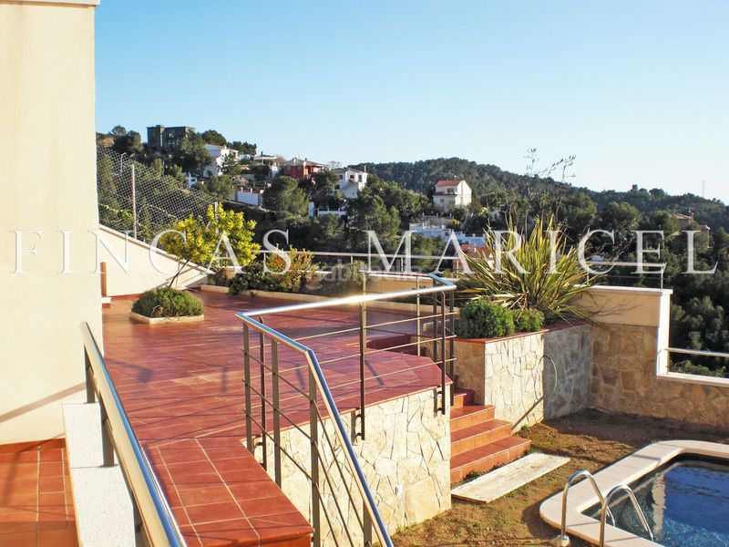 Foto a1f70023-0a0a-4df9-9bba-6fe76e7178d9. Casa amb calefacció piscina a Levantina - Montgavina - Quintmar Sitges