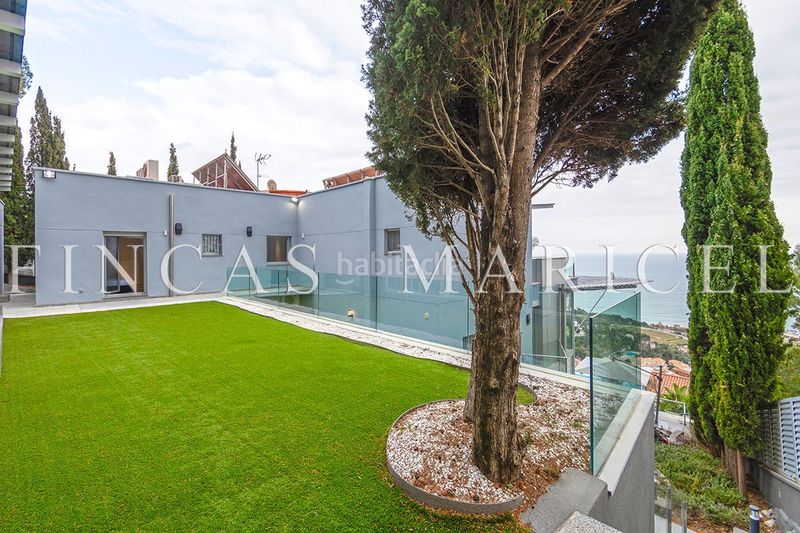 Foto 768a5c0c-a88c-43b6-bef1-a10ba7ba1c22. Casa amb calefacció piscina a Levantina - Montgavina - Quintmar Sitges