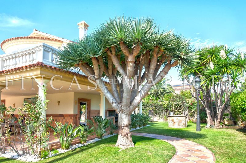 Foto 09258775-0ca3-47fd-a0ed-551785633f7e. Xalet amb piscina a Can Girona - Terramar - Vinyet Sitges