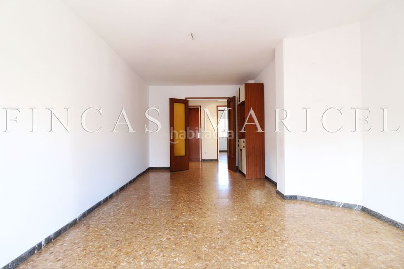 Foto 068f65f4-fed3-4b3c-81ee-1d995c9ba860. Pis a Els Molins - Pins Vens Sitges