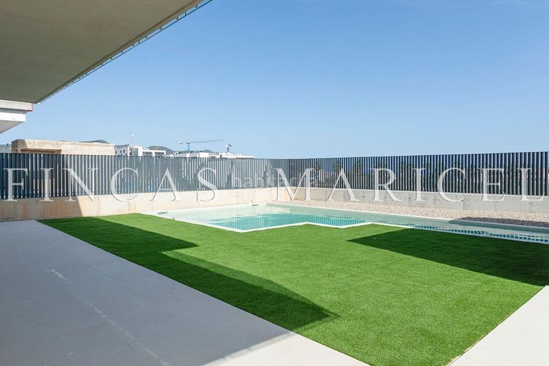 Foto 3eec2040-af52-4be7-8681-3225f1b56e18. Casa amb calefacció aparcament piscina a La Plana Sitges
