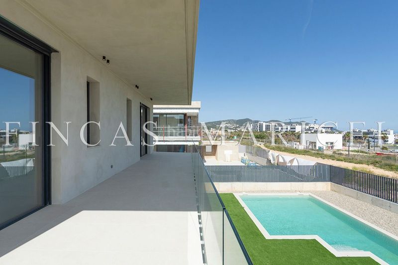 Foto 5941e5ea-39fc-49b1-8efe-536b2061b8f9. Casa amb calefacció aparcament piscina a La Plana Sitges