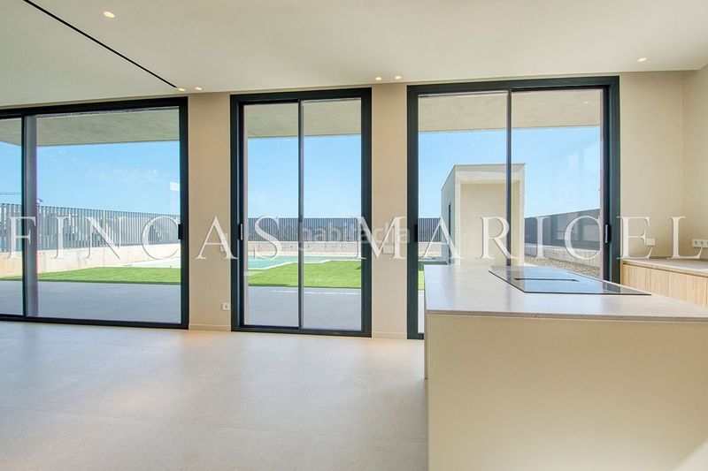 Foto 726924f3-f69a-41ac-ab35-aeb3dfc1f262. Casa amb calefacció piscina a La Plana Sitges