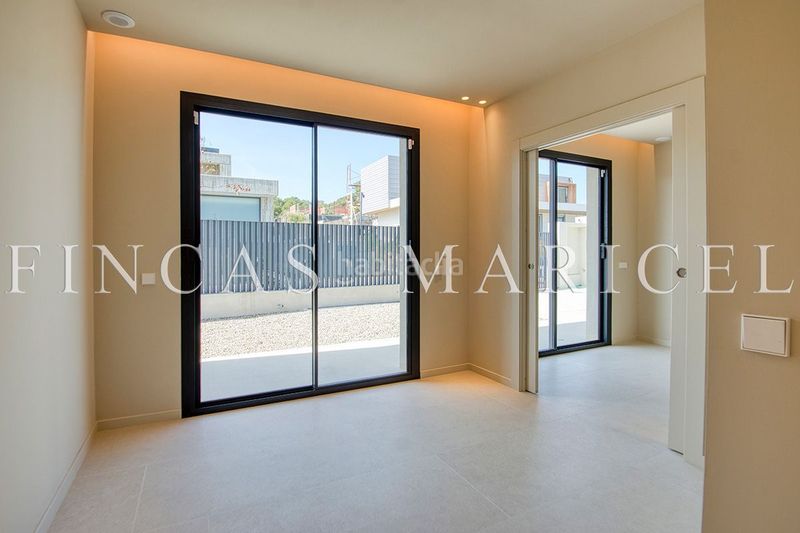 Foto d5fac10c-3020-46f8-81a0-5292c9187a7a. Casa amb calefacció aparcament piscina a La Plana Sitges
