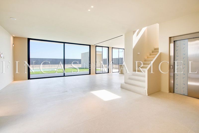 Foto fe58f080-9a04-485b-9e75-98ffb9ad6a85. Casa amb calefacció aparcament piscina a La Plana Sitges