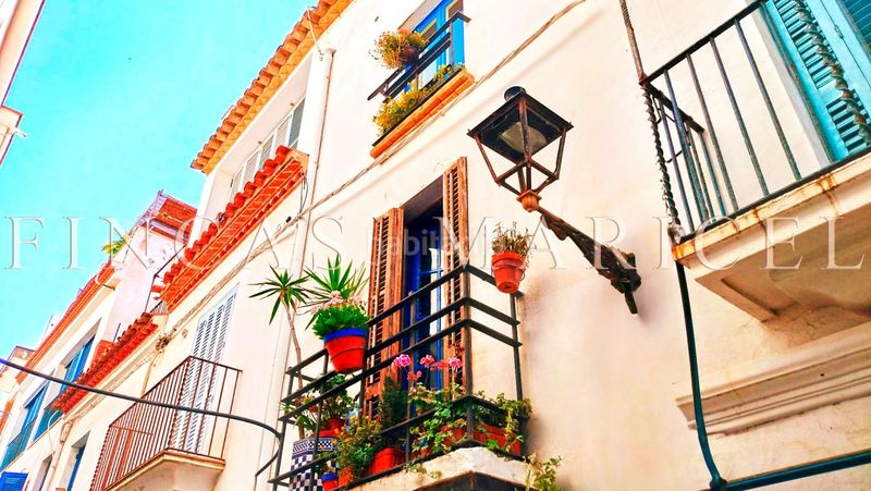 Foto d344bf68-f6b6-427f-a2b8-f5b957394410. Casa amb calefacció a Centre Sitges