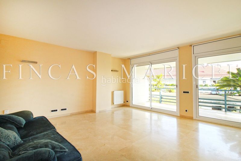 Foto 005ba1f8-0c34-4512-9b11-8332360724ef. Àtic amb calefacció aparcament piscina a Can Girona - Terramar - Vinyet Sitges