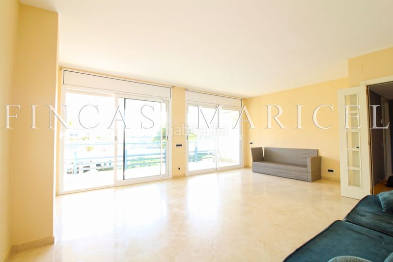 Foto f47b0c2d-a784-43bb-829d-014587f18319. Àtic amb calefacció aparcament piscina a Can Girona - Terramar - Vinyet Sitges