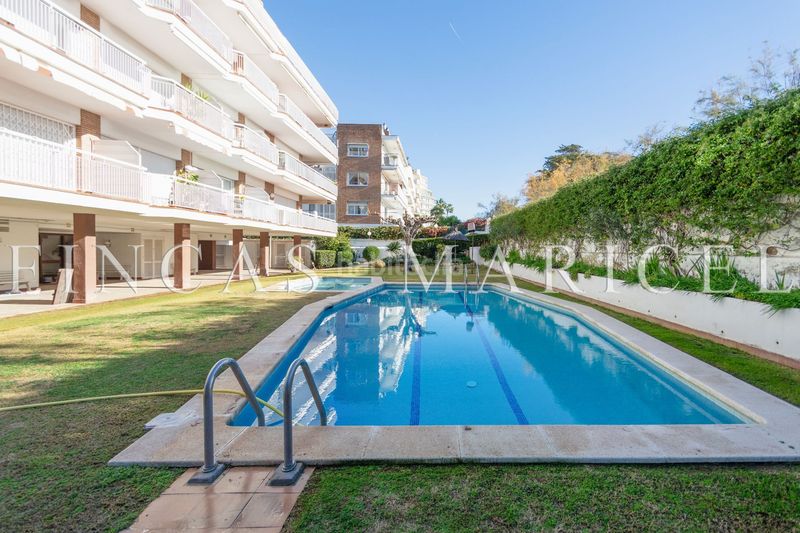 Foto 5b3932e2-1563-4590-a521-a3ab53d82cde. Pis amb calefacció aparcament piscina a Can Girona - Terramar - Vinyet Sitges
