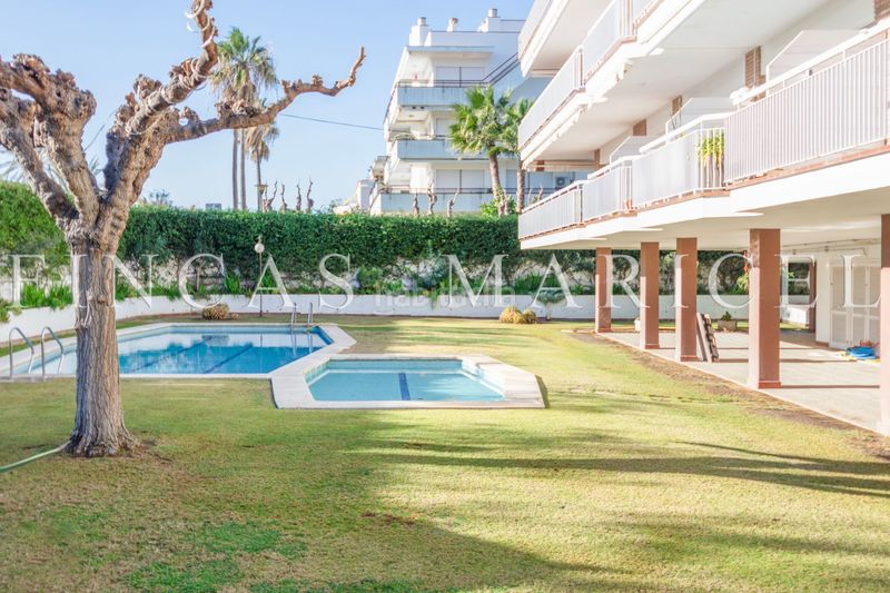 Foto 708691a9-5214-46ad-a5aa-029a0e985036. Pis amb calefacció aparcament piscina a Can Girona - Terramar - Vinyet Sitges